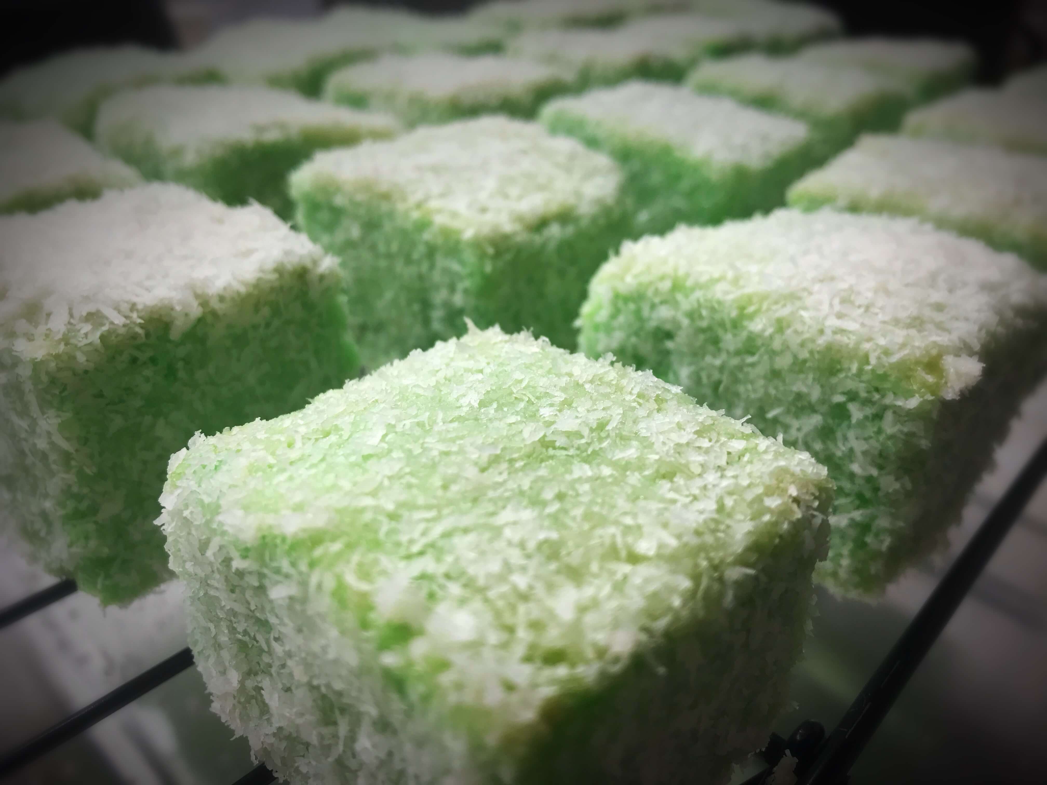 Pandan Coconut Lamingtons Bake With Bakabee