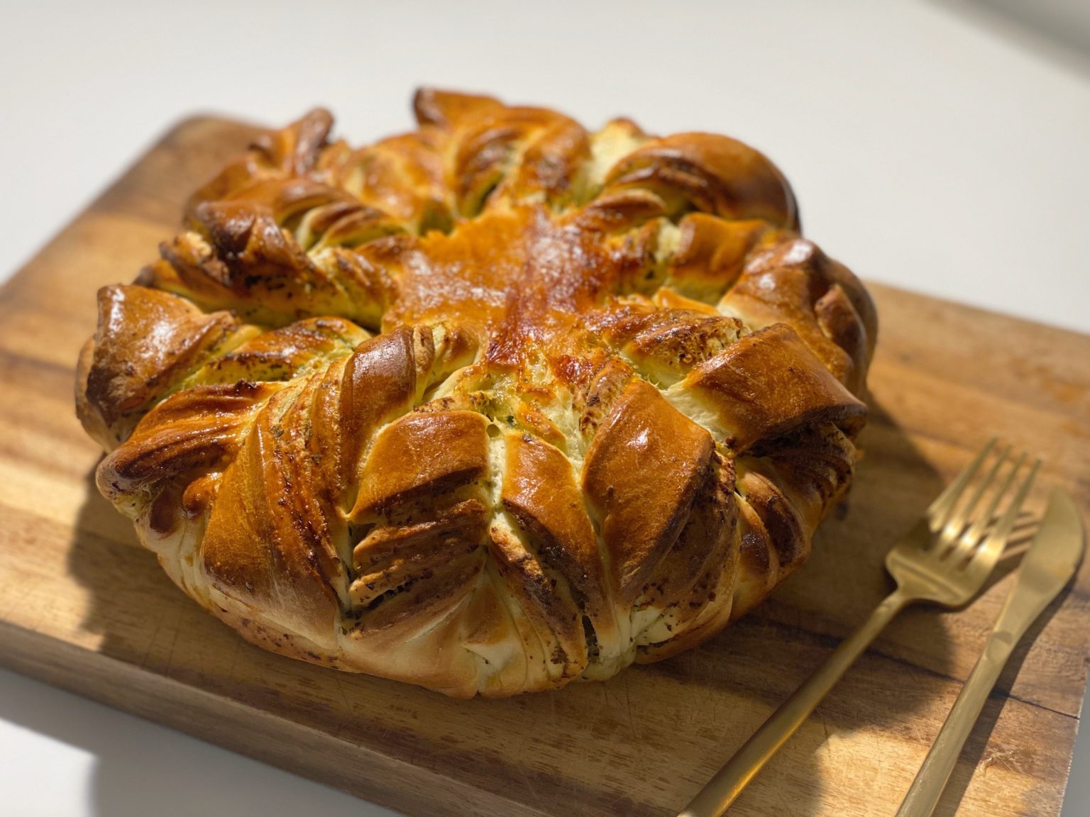 Pesto Star Bread Recipe 