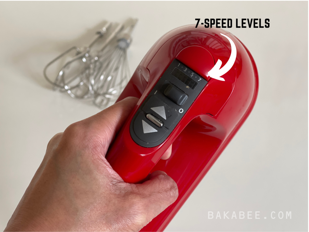 the speed level of a hand-held mixer