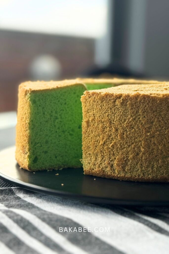 Pandan chiffon cake