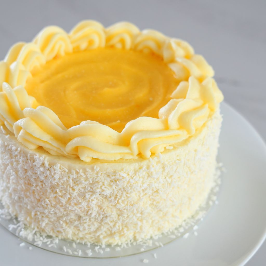 Read more about the article Lemon Coconut Cake