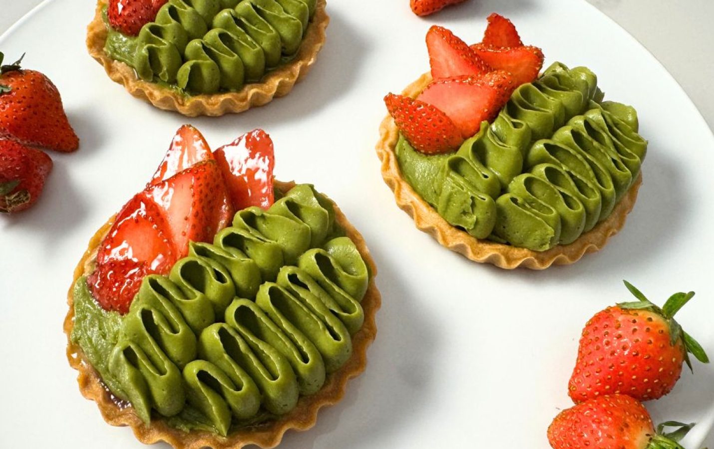 Blog post featured image_Matcha Strawberry Tarts