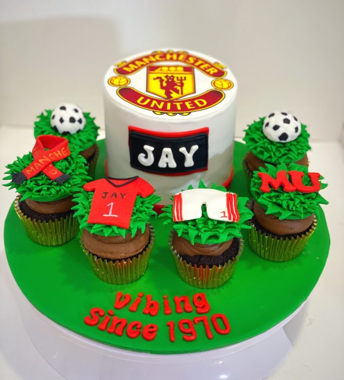 Manchester United themed customized cake and customized cupcake set Singapore