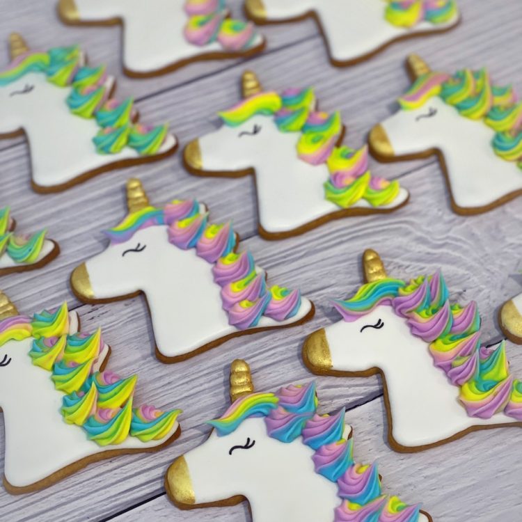 Unicorn customized cookies Bakabee