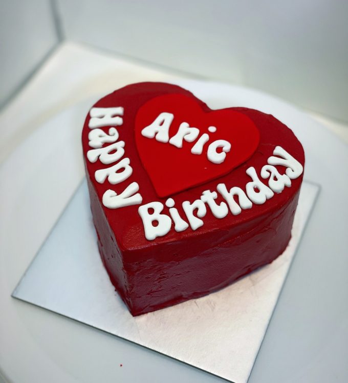 heart shaped cake customized cake Singapore